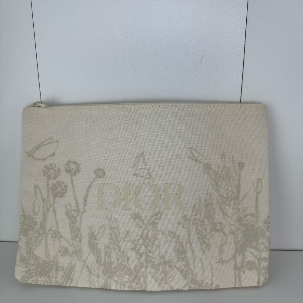 Dior Beige Botanical Clutch - Picture 2 of 4